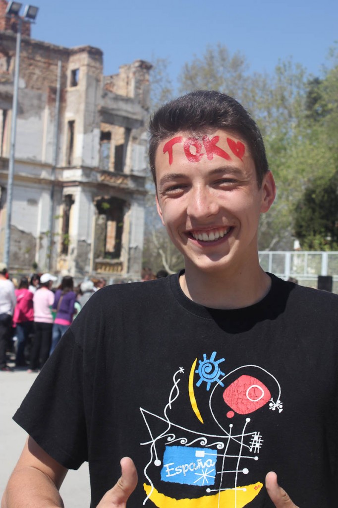 Når vi først hadde maling tilgjengeleg, hanka "M" inn Teo og sørga for at han "kompenserte for manglande oppmøte til ToK". Dette er Teo sitt profilbilde den neste veka.